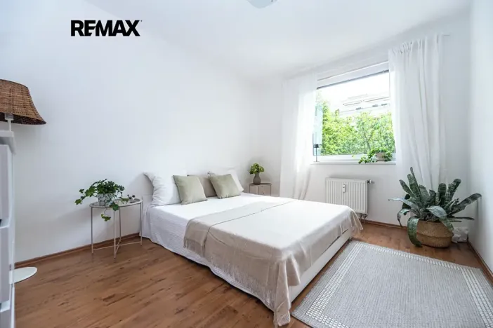 Prodej bytu 2+kk, Praha - Hlubočepy, Kováříkova, 37222 m2