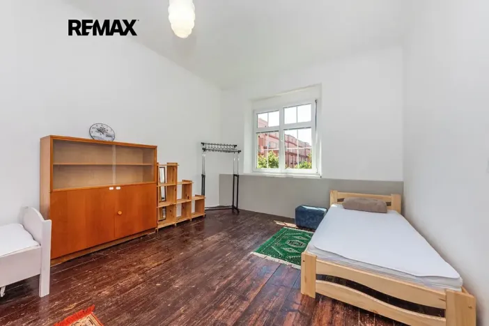 Pronájem bytu 2+kk, Praha - Holešovice, U průhonu, 44 m2