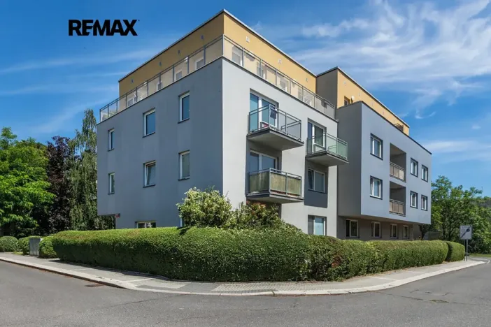 Prodej garážového stání, Praha - Břevnov, Rejchova, 12 m2