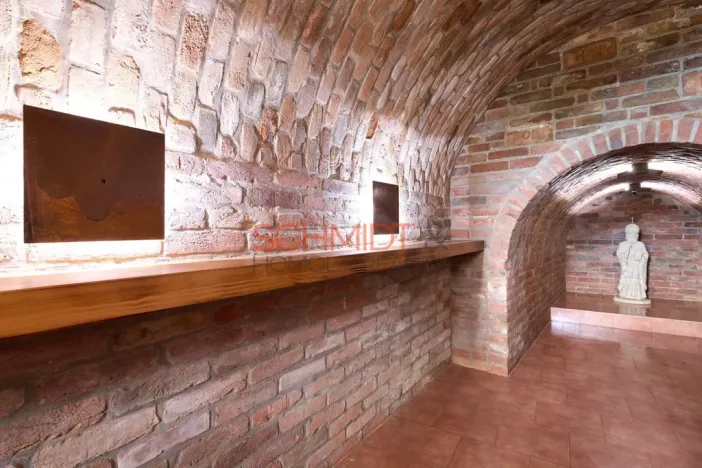 Prodej vinného sklepa, Bořetice, 120 m2