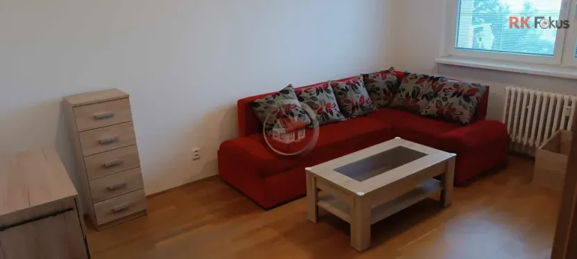 Pronájem bytu 2+1, Třebíč - Nové Dvory, Velkomeziříčská, 57 m2