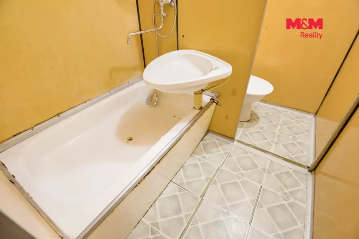 Prodej bytu 1+1, Chomutov, 17. listopadu, 36 m2