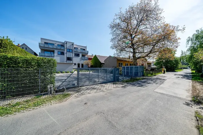Pronájem obchodního prostoru, Říčany, Černokostelecká, 73 m2