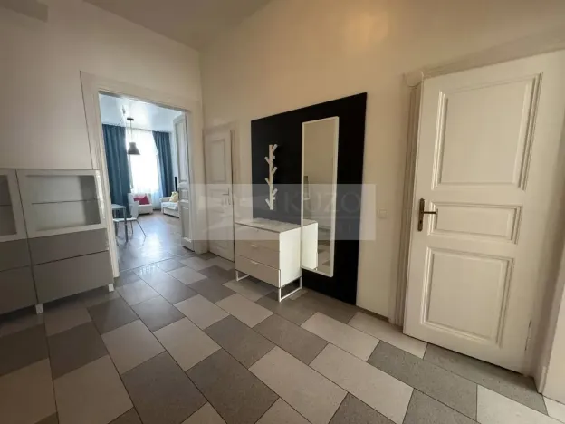 Pronájem bytu 2+kk, Praha, Strojnická, 66 m2