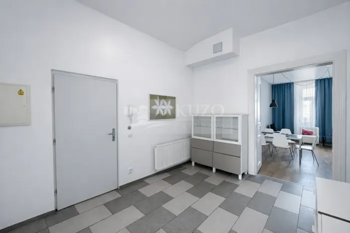 Pronájem bytu 2+kk, Praha, Strojnická, 66 m2
