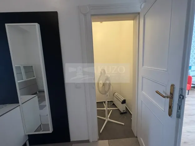 Pronájem bytu 2+kk, Praha, Strojnická, 66 m2