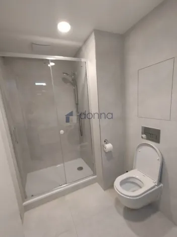 Pronájem bytu 1+kk, Praha, Bukačova, 36 m2