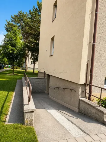 Prodej bytu 4+1, Chropyně, Díly, 93 m2