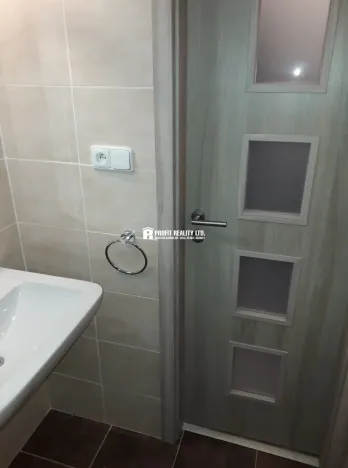Prodej bytu 1+kk, Praha - Háje, Matúškova, 32 m2