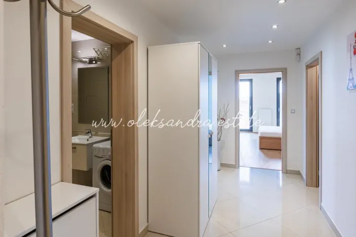 Pronájem bytu 2+kk, Praha - Žižkov, Olšanská, 61 m2