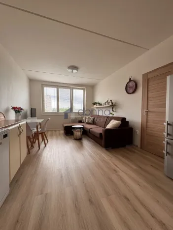 Pronájem bytu 2+kk, Praha, Levského, 41 m2