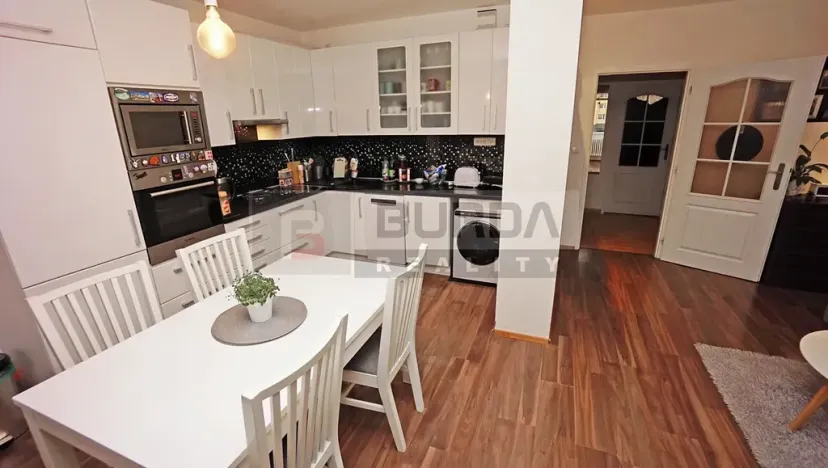 Prodej bytu 3+1, Neratovice, 75 m2