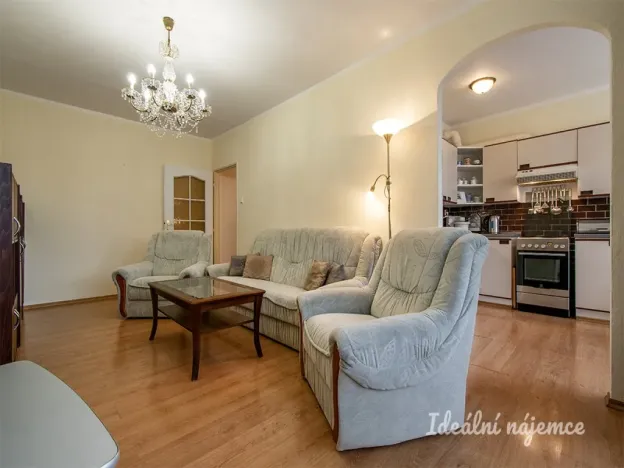 Pronájem bytu 3+1, Praha - Kobylisy, Taussigova, 60 m2