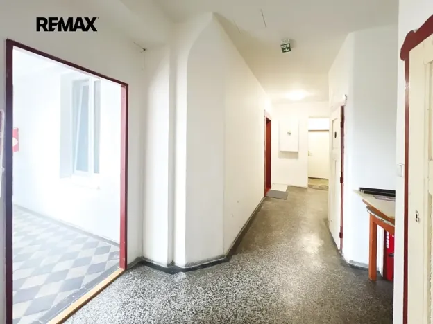 Prodej činžovního domu, Praha - Ďáblice, Kokořínská, 2120 m2