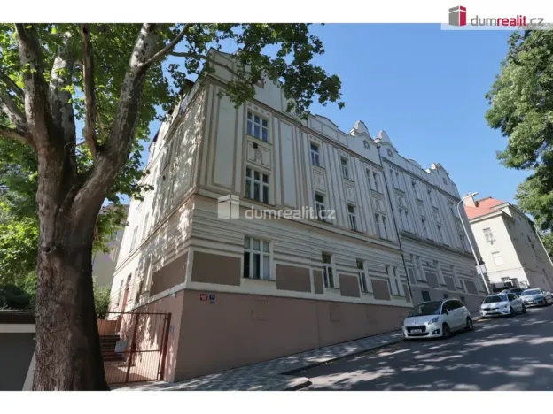 Pronájem bytu 3+1, Praha - Smíchov, Bieblova, 75 m2