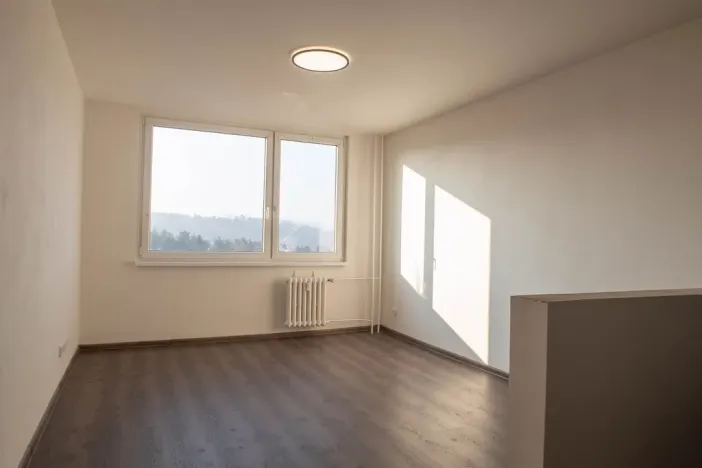 Pronájem bytu 1+kk, Praha - Modřany, Pertoldova, 29 m2