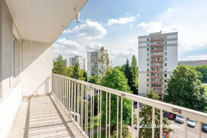Pronájem bytu 2+kk, Praha, Jablonecká, 40 m2