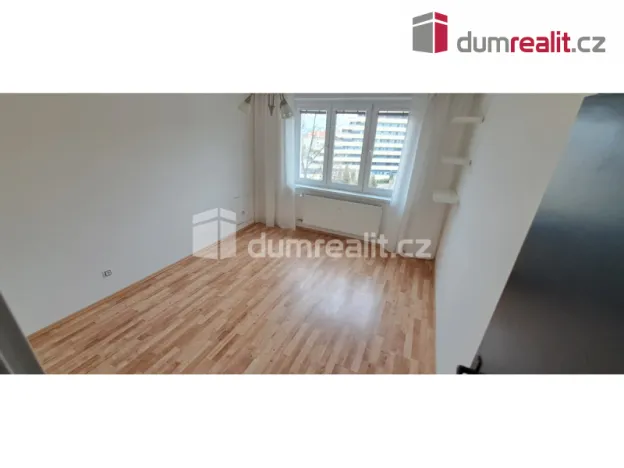 Pronájem bytu 2+kk, Praha - Břevnov, Pod Královkou, 50 m2