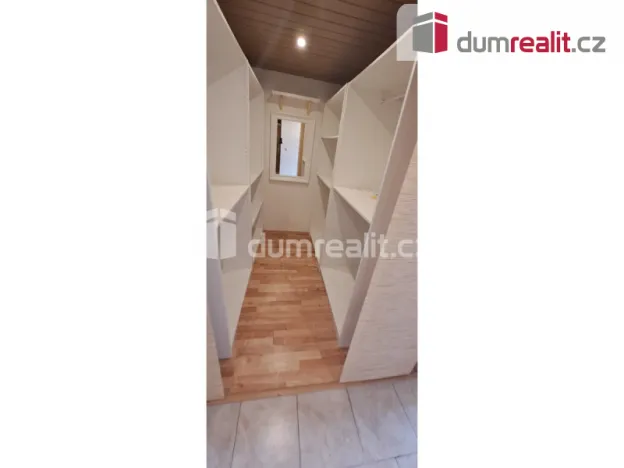 Pronájem bytu 2+kk, Praha - Břevnov, Pod Královkou, 50 m2