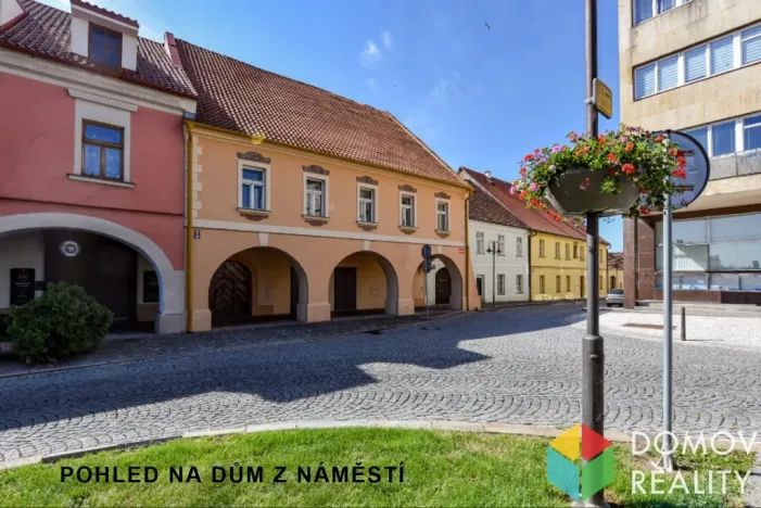 Prodej ubytování, Benátky nad Jizerou - Benátky nad Jizerou I, Husovo náměstí, 280 m2
