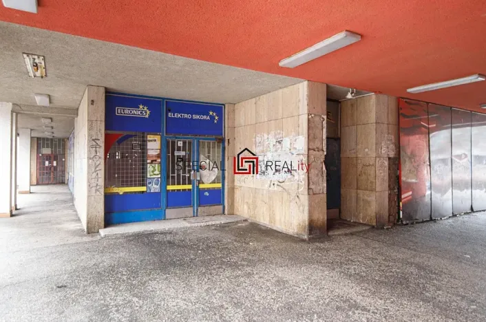 Prodej obchodního prostoru, Orlová, Masarykova třída, 1570 m2