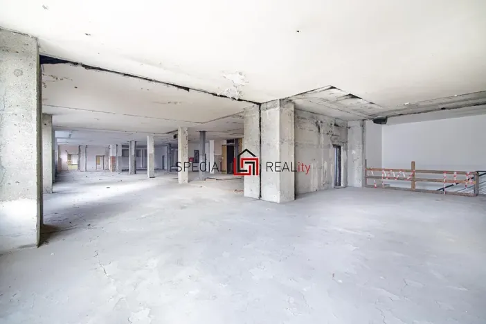 Prodej obchodního prostoru, Orlová, Masarykova třída, 1570 m2