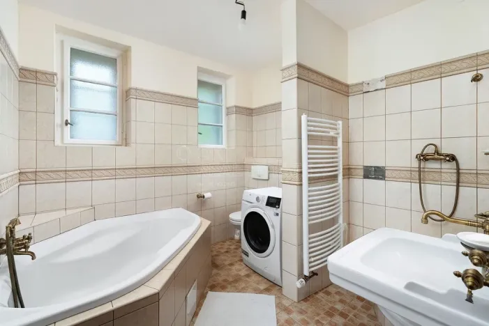 Prodej rodinného domu, Želiv, 180 m2