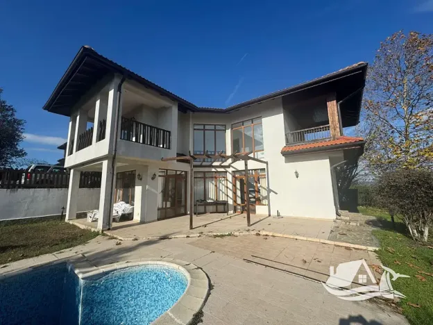 Prodej rodinného domu, Pomorie, Bulharsko, 146 m2