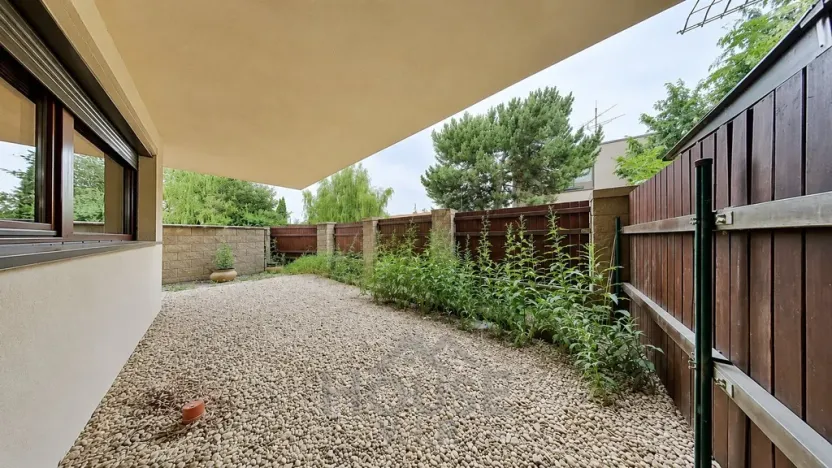 Prodej bytu 2+kk, Praha - Dolní Chabry, 52 m2