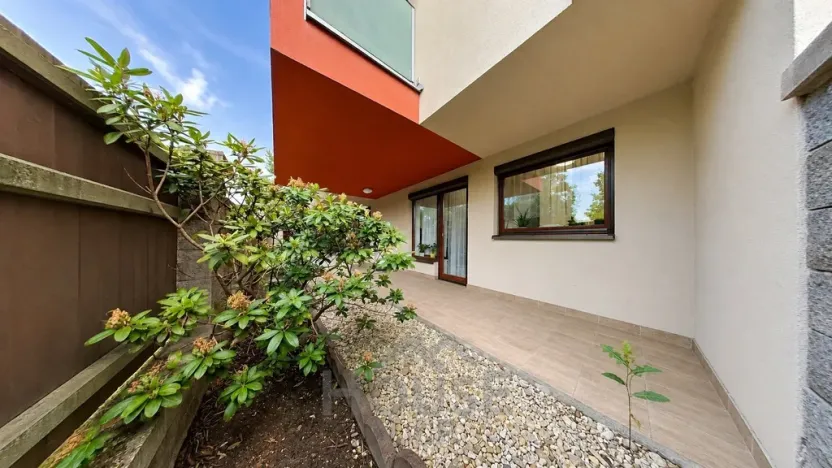 Prodej bytu 2+kk, Praha - Dolní Chabry, 52 m2