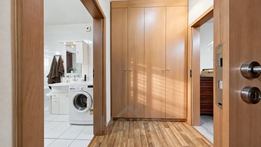 Prodej bytu 2+kk, Praha - Dolní Chabry, 52 m2