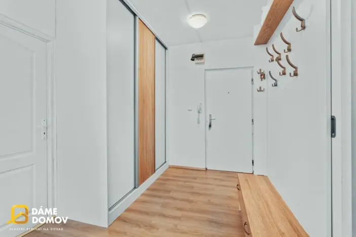 Prodej bytu 3+1, Hodonín, Sídlištní, 72 m2