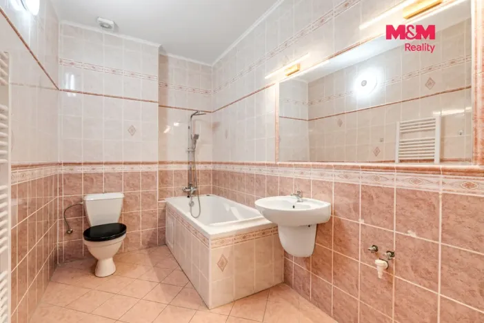 Pronájem bytu 2+kk, Chlumec, Ústecká, 65 m2