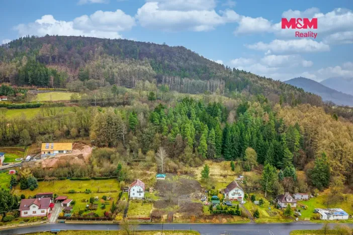 Prodej pozemku pro bydlení, Perštejn, 1543 m2