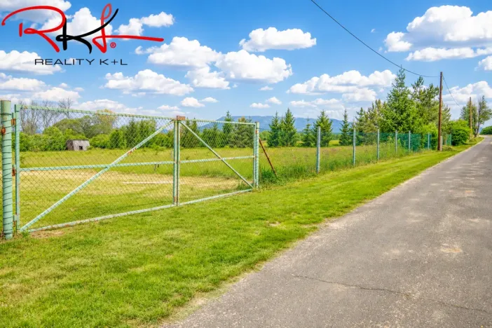 Pronájem zahrady, Liběšice - Horní Nezly, 6525 m2