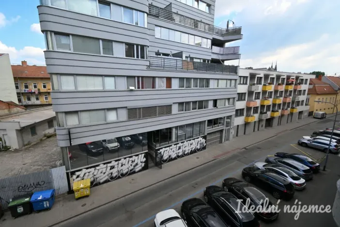 Pronájem bytu 2+kk, Brno, Ypsilantiho, 45 m2