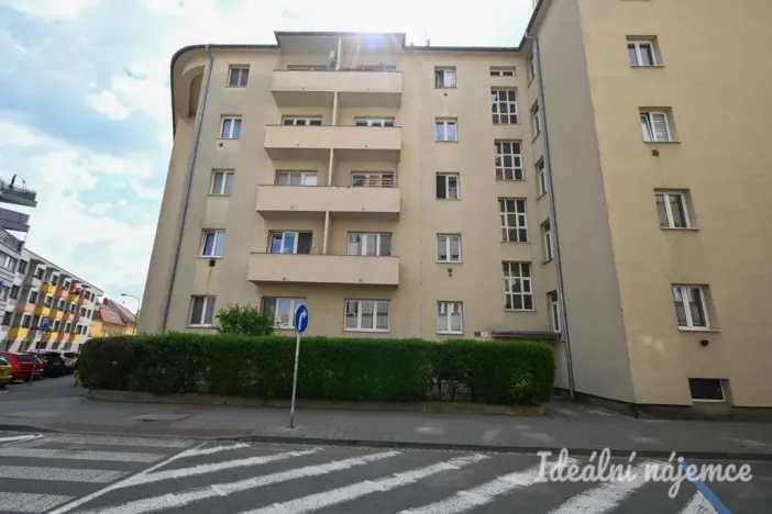 Pronájem bytu 2+kk, Brno, Ypsilantiho, 45 m2
