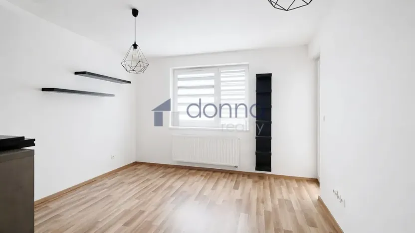 Pronájem bytu 2+kk, Praha, Oty Bubeníčka, 47 m2