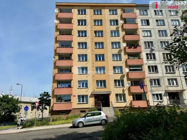 Pronájem bytu 1+1, Karlovy Vary - Rybáře, Mládežnická, 35 m2