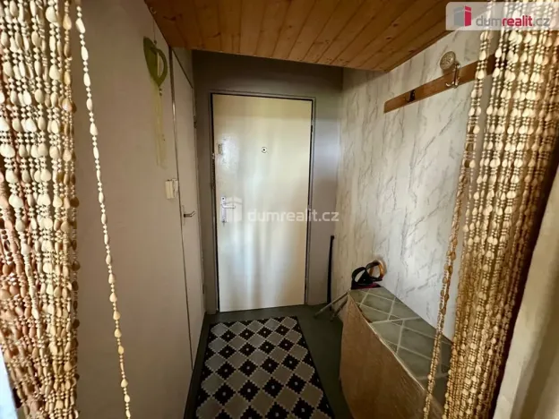 Pronájem bytu 1+1, Karlovy Vary - Rybáře, Mládežnická, 35 m2