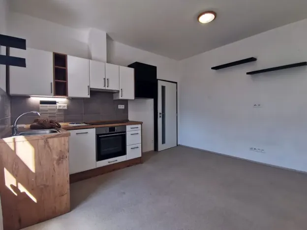 Pronájem bytu 2+kk, Sušice - Sušice II, Hrádecká, 59 m2