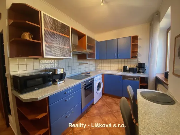 Pronájem bytu 2+1, Ústí nad Labem, Slavíčkova, 62 m2