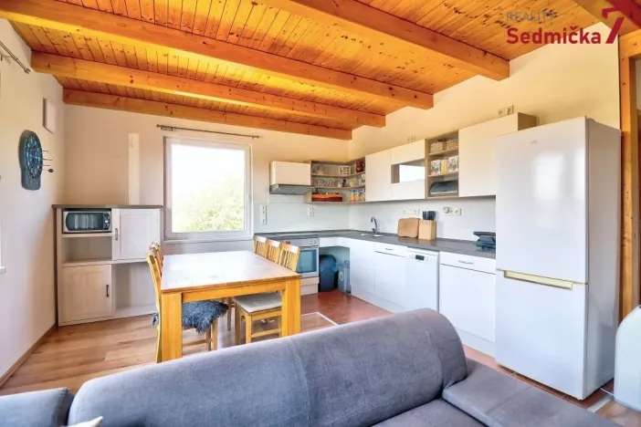 Prodej rodinného domu, Libice nad Doubravou, Kouzelná, 127 m2