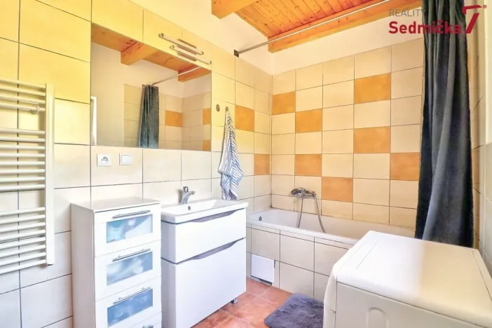 Prodej rodinného domu, Libice nad Doubravou, Kouzelná, 127 m2