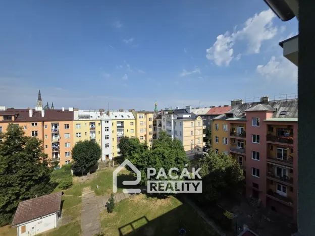 Pronájem bytu 1+kk, Olomouc, Dukelská, 24 m2