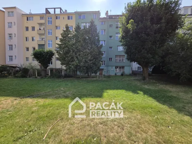Pronájem bytu 1+kk, Olomouc, Dukelská, 24 m2