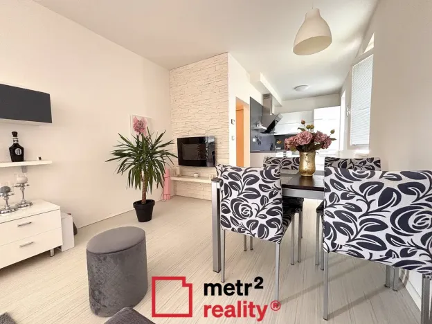 Pronájem bytu 1+kk, Olomouc, Peškova, 57 m2