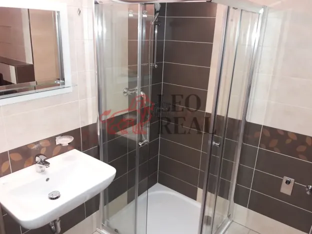 Pronájem bytu 1+kk, Hradec Králové - Třebeš, Ve Stromovce, 33 m2