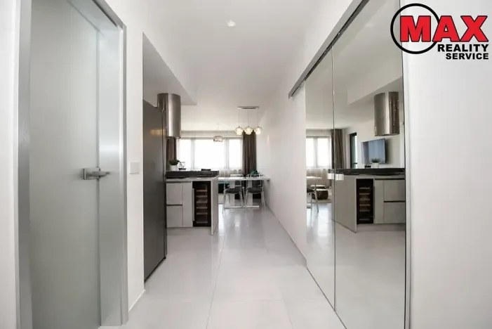 Prodej bytu 3+kk, Praha - Dolní Chabry, Poštova, 83 m2