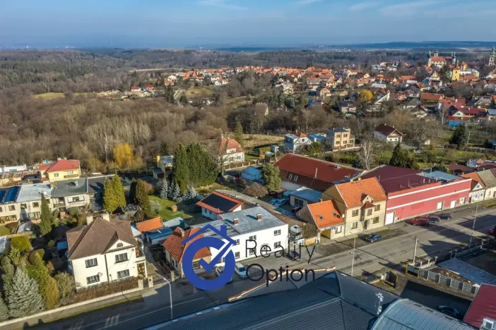Prodej vícegeneračního domu, Kostelec nad Černými lesy - Kostelec nad Černými Lesy, Pražská, 361 m2